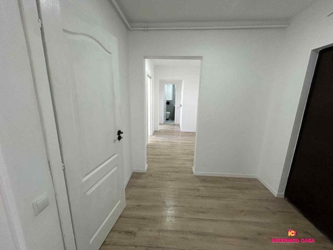 Apartament 3 camere renovat de vanzare Mihai Viteazu Sibiu