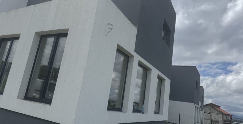 Vila moderna de vanzare Selimbar Sibiu - fatada casa noua Sunny Hill.