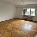 Casa pentru birouri de inchiriat Sibiu, imobil modernizat in zona Calea Poplacii cu parcare si garaj.